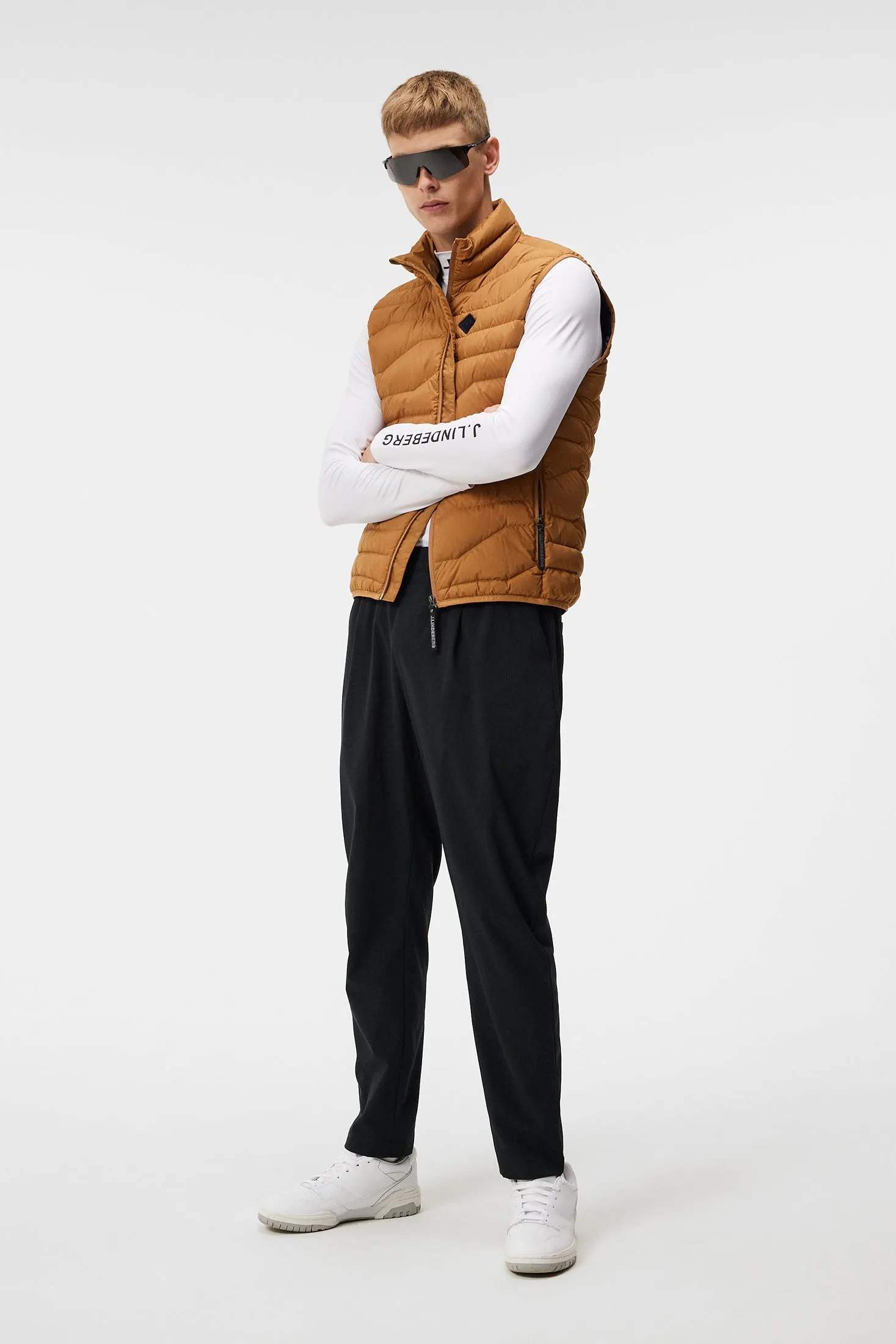 Cliff Light Down Vest / Chipmunk