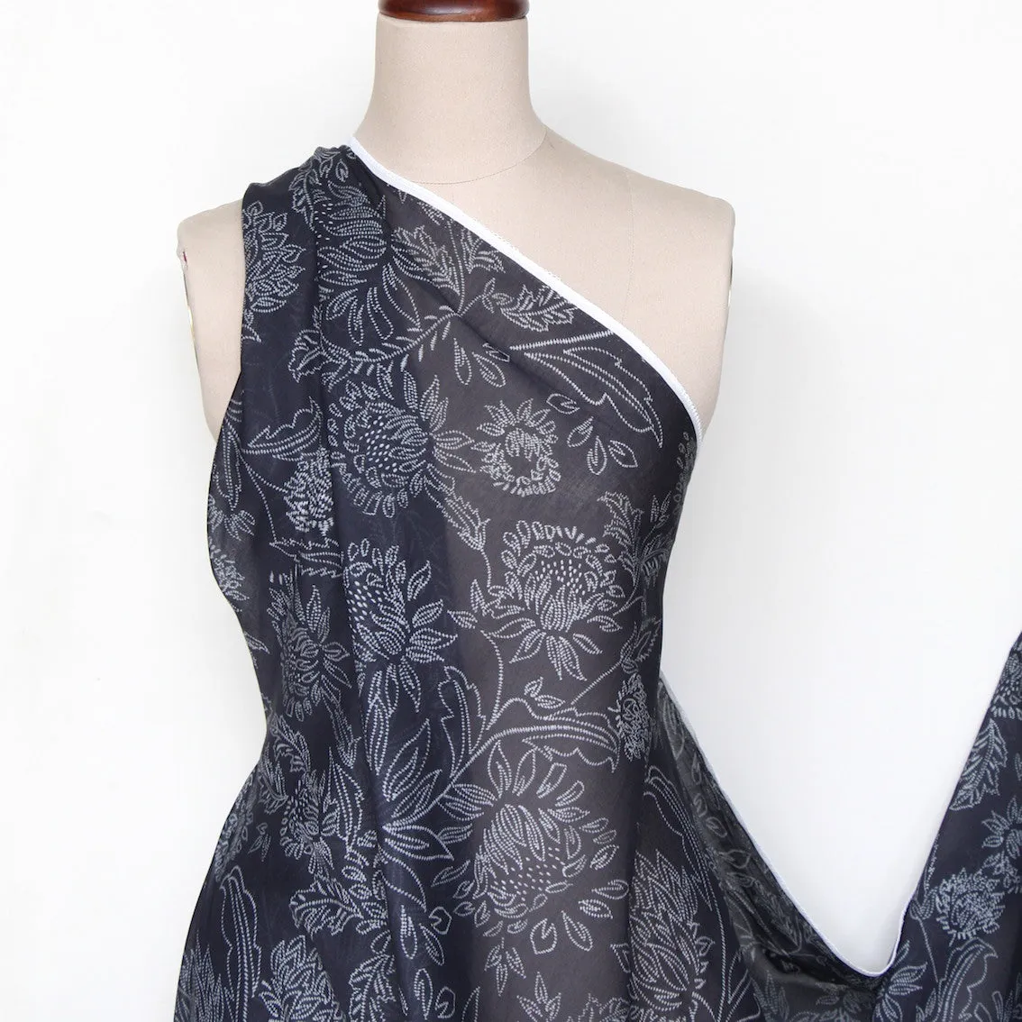 Connecting Dots Voile